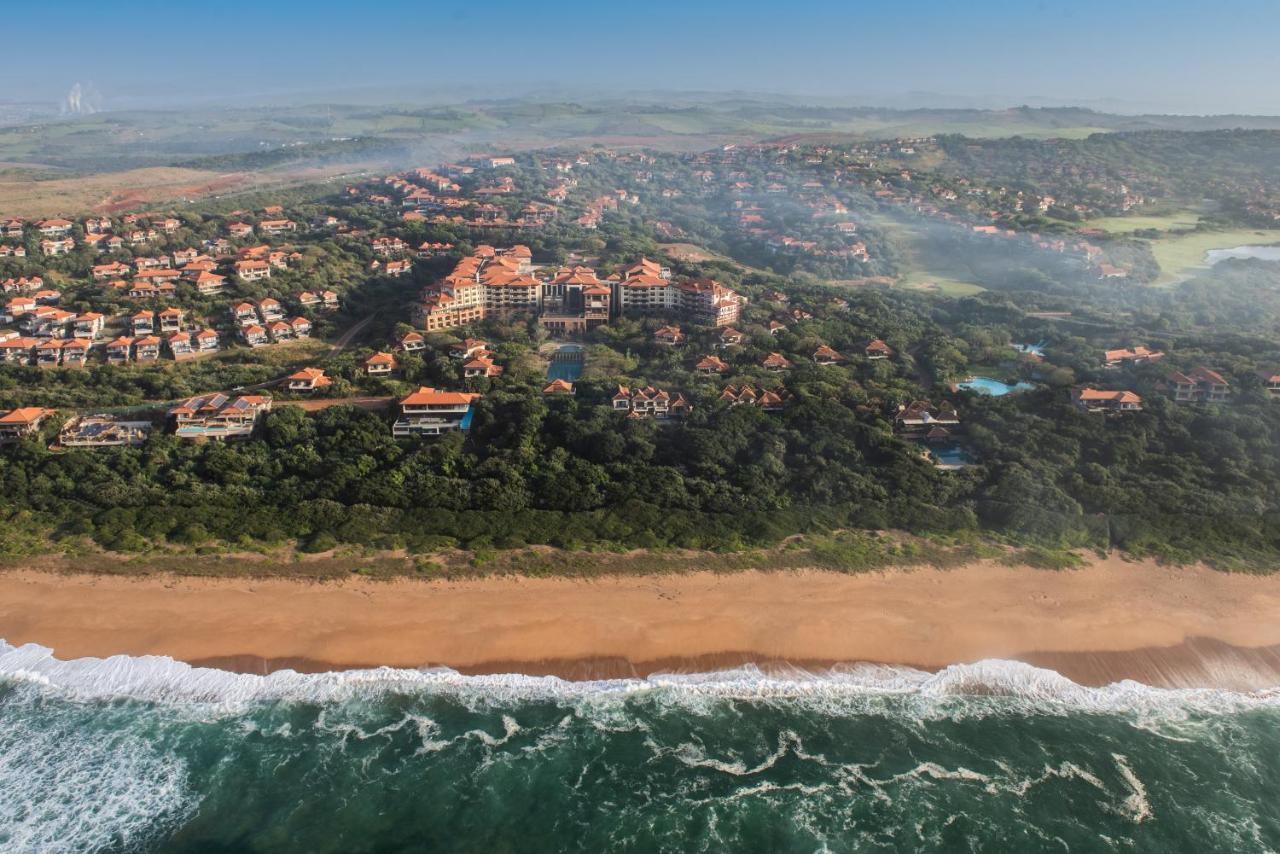 Отель The Capital Zimbali Баллито Экстерьер фото Aerial view of the village